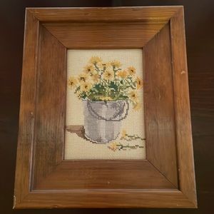 Beautiful vintage counted cross stitch daisies yellow flowers